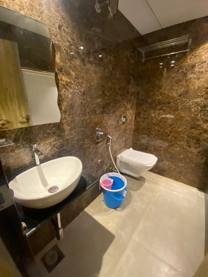 Hotel Bkc Crown - Near Trade Centre, Visa Consulate Mumbai Exteriör bild