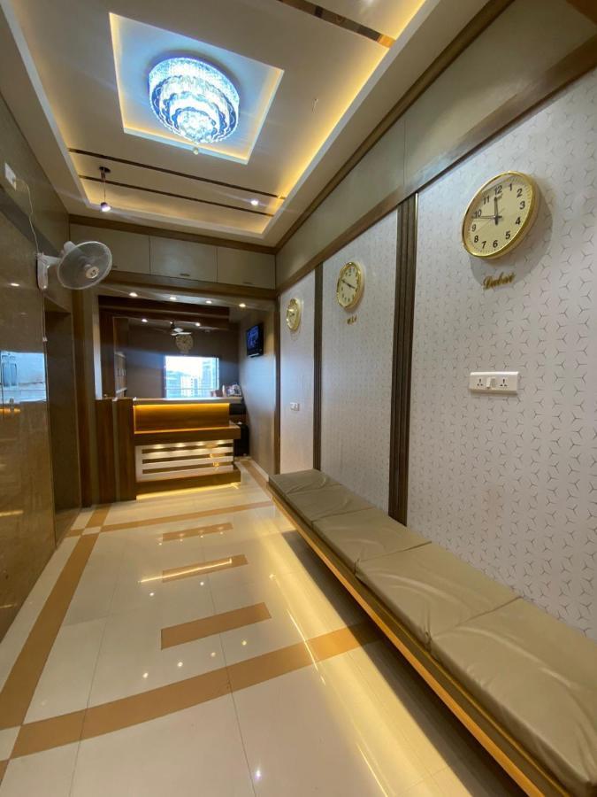Hotel Bkc Crown - Near Trade Centre, Visa Consulate Mumbai Exteriör bild